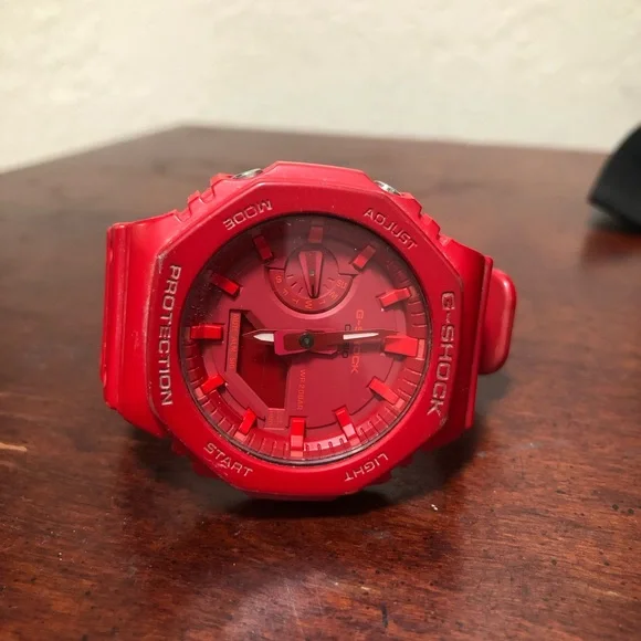 G-Shock Vibrant Red Timepiece - Picture 1 of 4